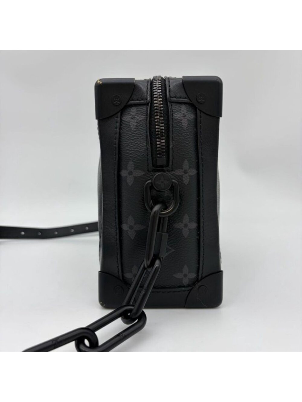 Louis Vuitton Soft Trunk Monogram Eclipse - Picture 5 of 16